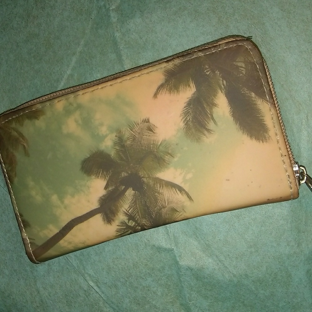Palm Tree Zip Shut Little Wallet
